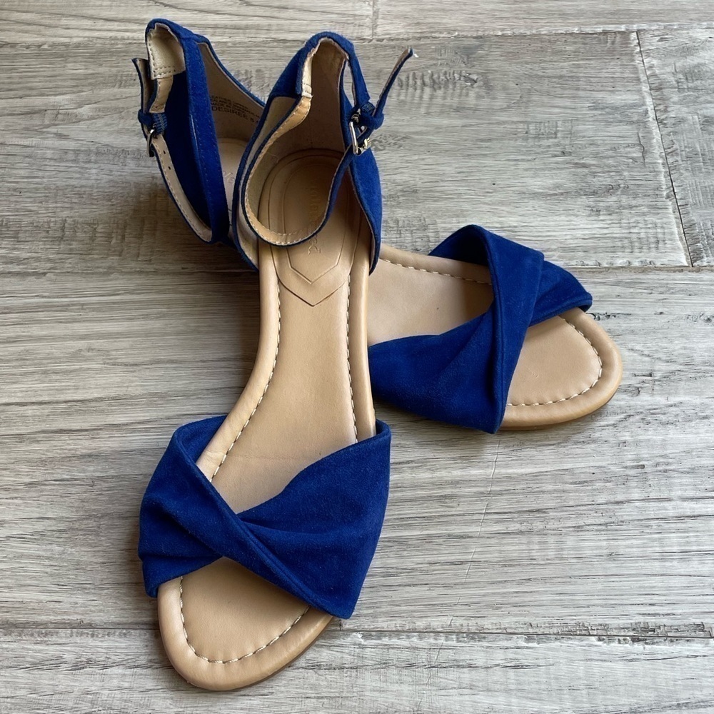 Violet & Red Suede Sandals Adjustable Ankle Strap Open Toe Blue SZ 8.5